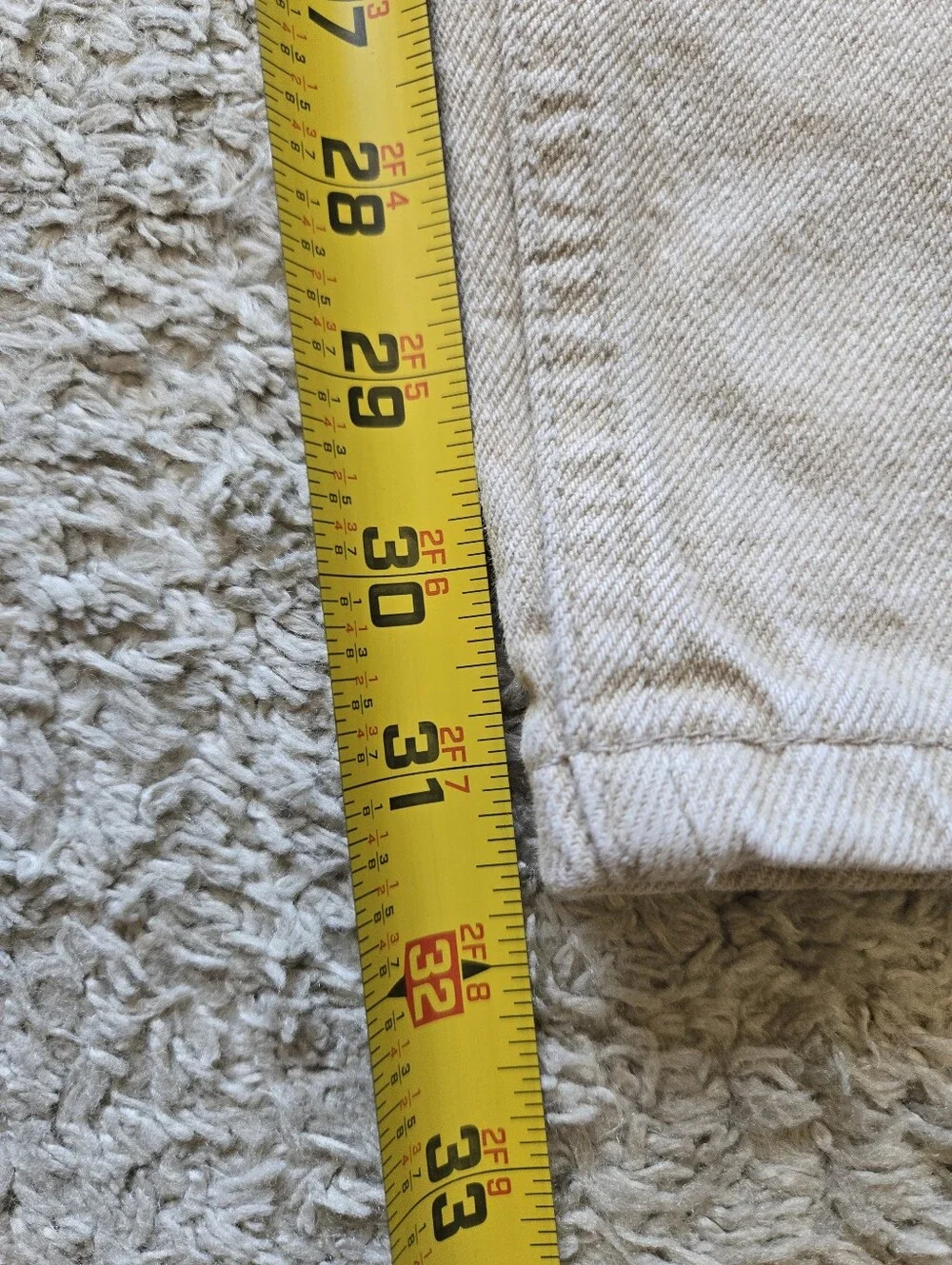 Levis 550 Relaxed Fit Tapered Leg Jeans Mens 33×32 Beige Khaki Made In USA